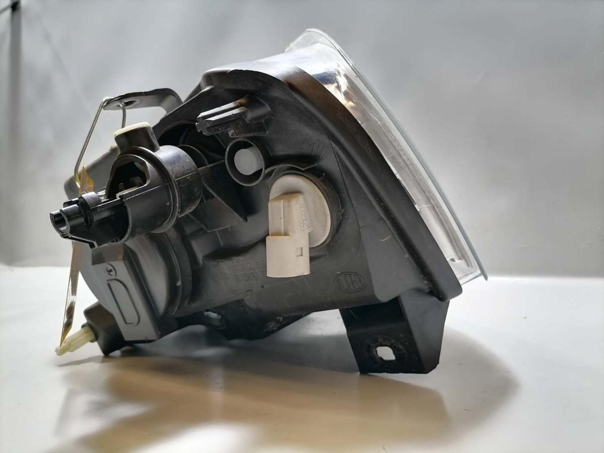 Dacia Logan original Scheinwerfer vorn rechts Halogen Facelift Bj.2009